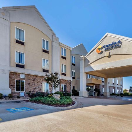 Comfort Inn & Suites Perry I-35 Exterior photo